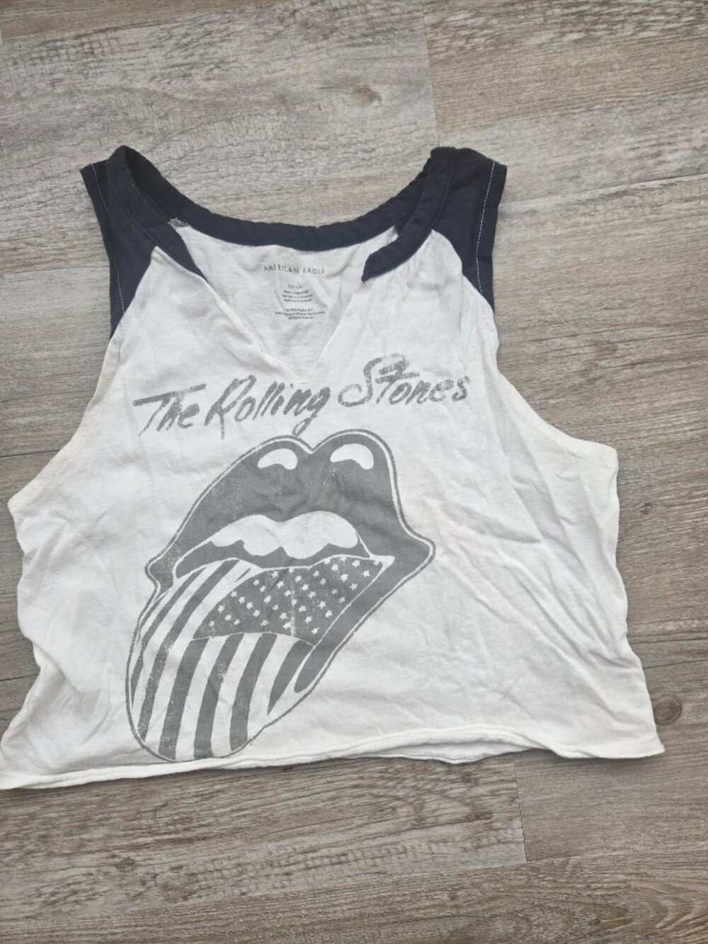 American Eagle Rollingstones crop-top